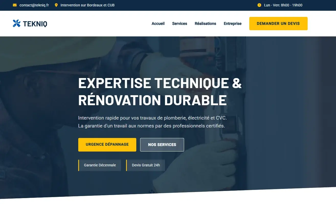 Tekniq — site vitrine B2B pour agence tech, design system minimaliste haute densité, lead generation intégré, par Lyrge